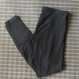 Lululemon Black Wunder Under Leggings